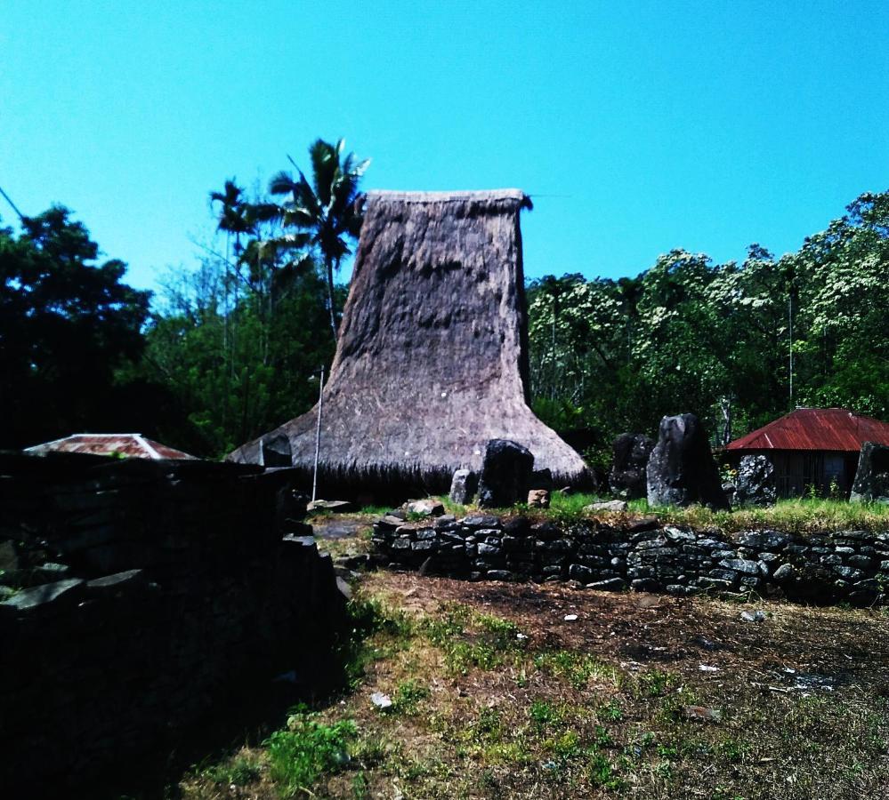 Palm Bungalow Hotel Kelimutu Exterior foto